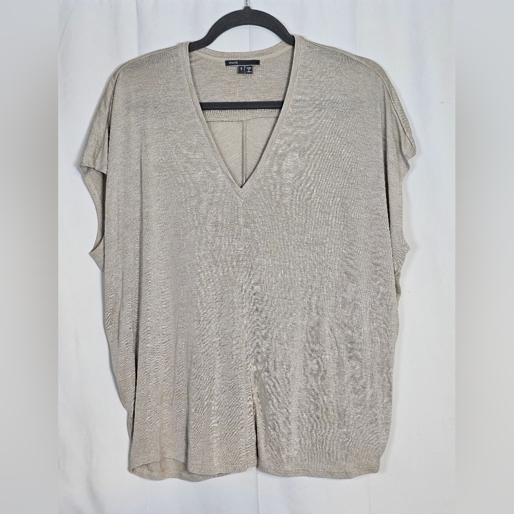 Vince Cap Sleeve Heathered Beige Top. EUC Women's Small